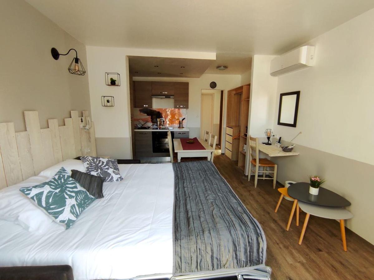 Logis Le Nid Du Pont De Gau Lejlighedshotel Saintes-Maries-de-la-Mer Eksteriør billede