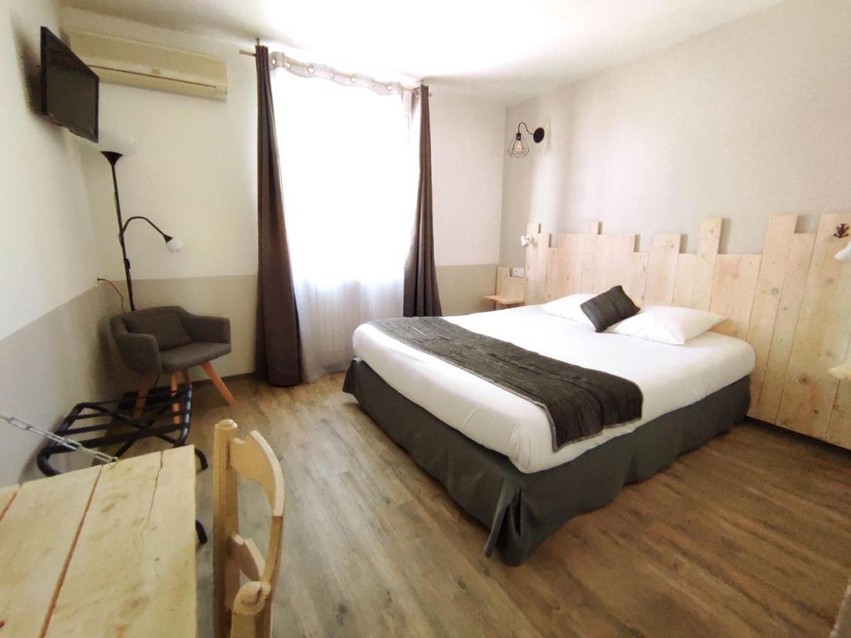 Logis Le Nid Du Pont De Gau Lejlighedshotel Saintes-Maries-de-la-Mer Eksteriør billede
