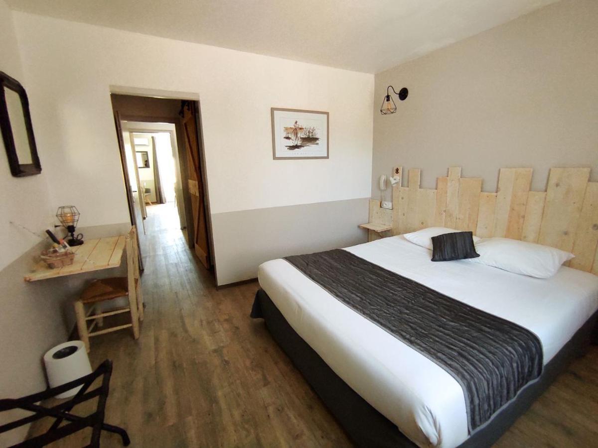 Logis Le Nid Du Pont De Gau Lejlighedshotel Saintes-Maries-de-la-Mer Eksteriør billede