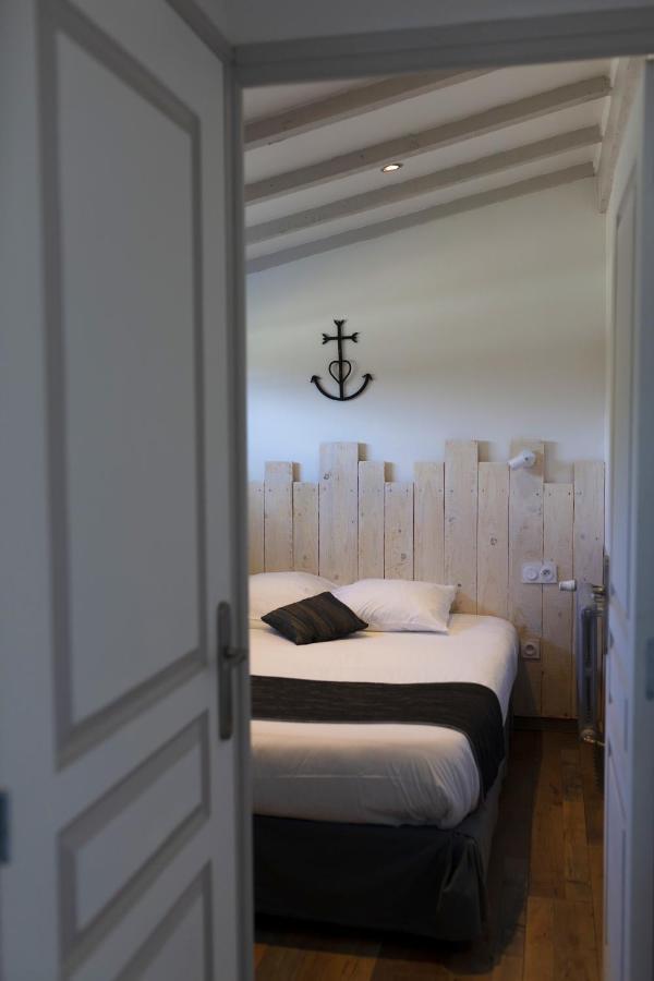 Logis Le Nid Du Pont De Gau Lejlighedshotel Saintes-Maries-de-la-Mer Eksteriør billede