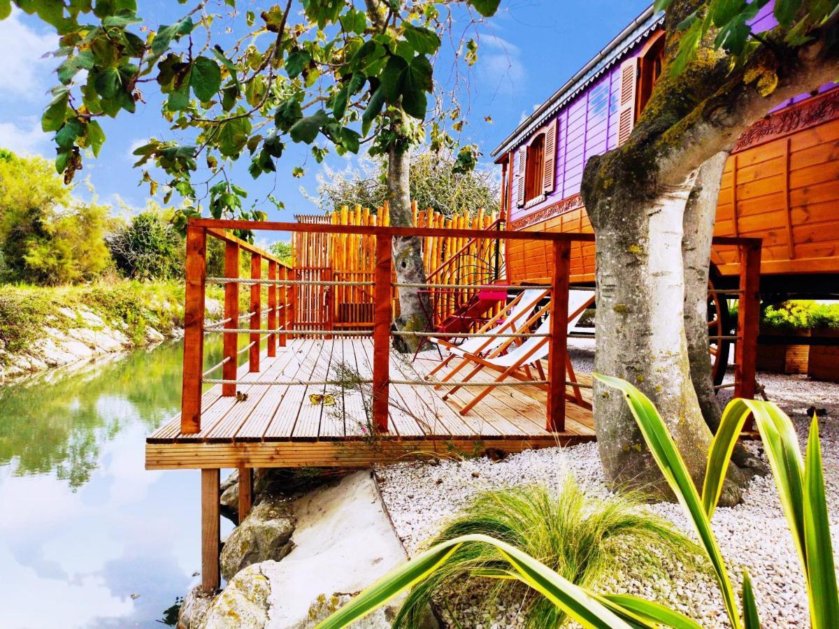 Logis Le Nid Du Pont De Gau Lejlighedshotel Saintes-Maries-de-la-Mer Eksteriør billede