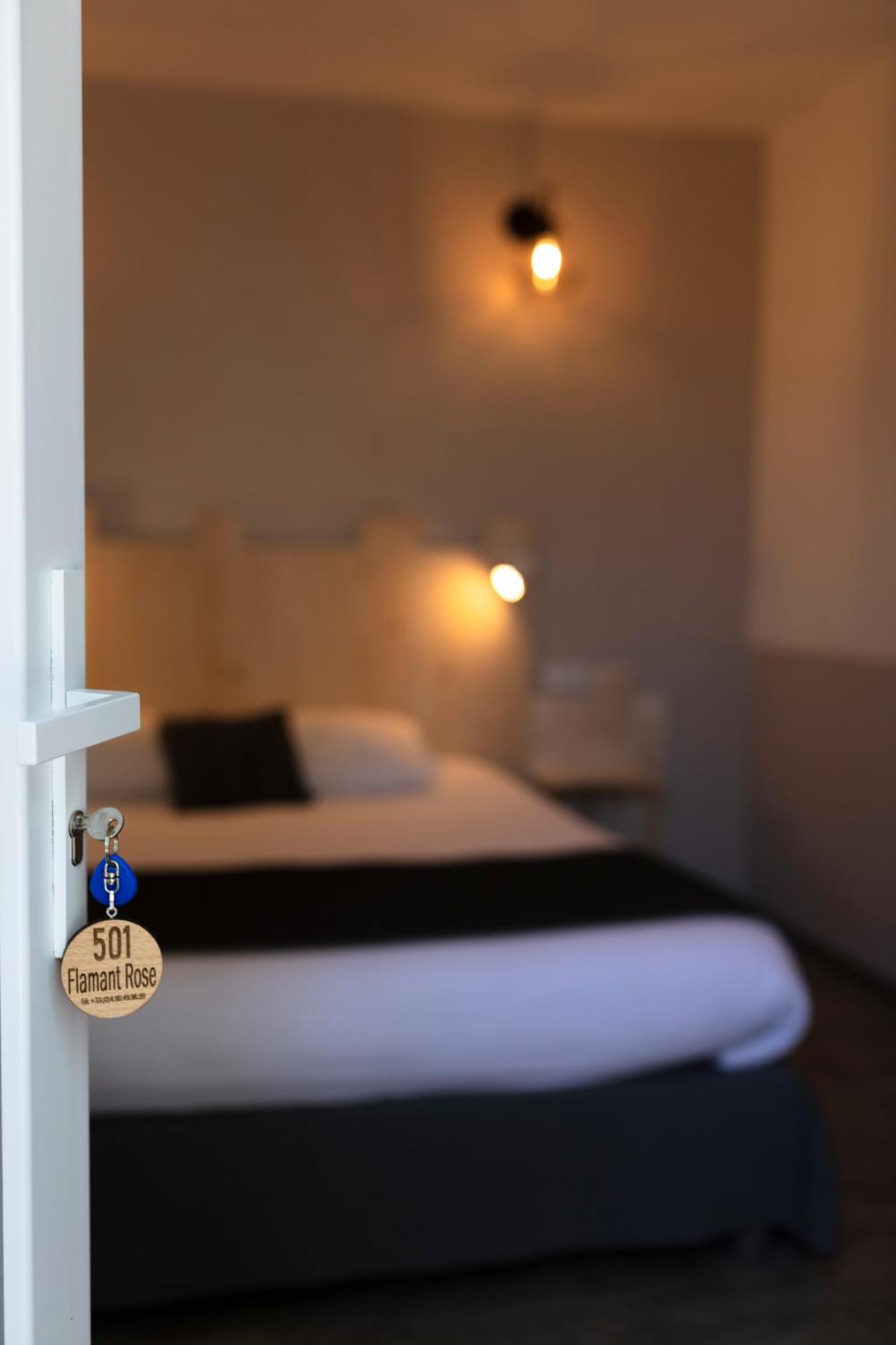 Logis Le Nid Du Pont De Gau Lejlighedshotel Saintes-Maries-de-la-Mer Eksteriør billede